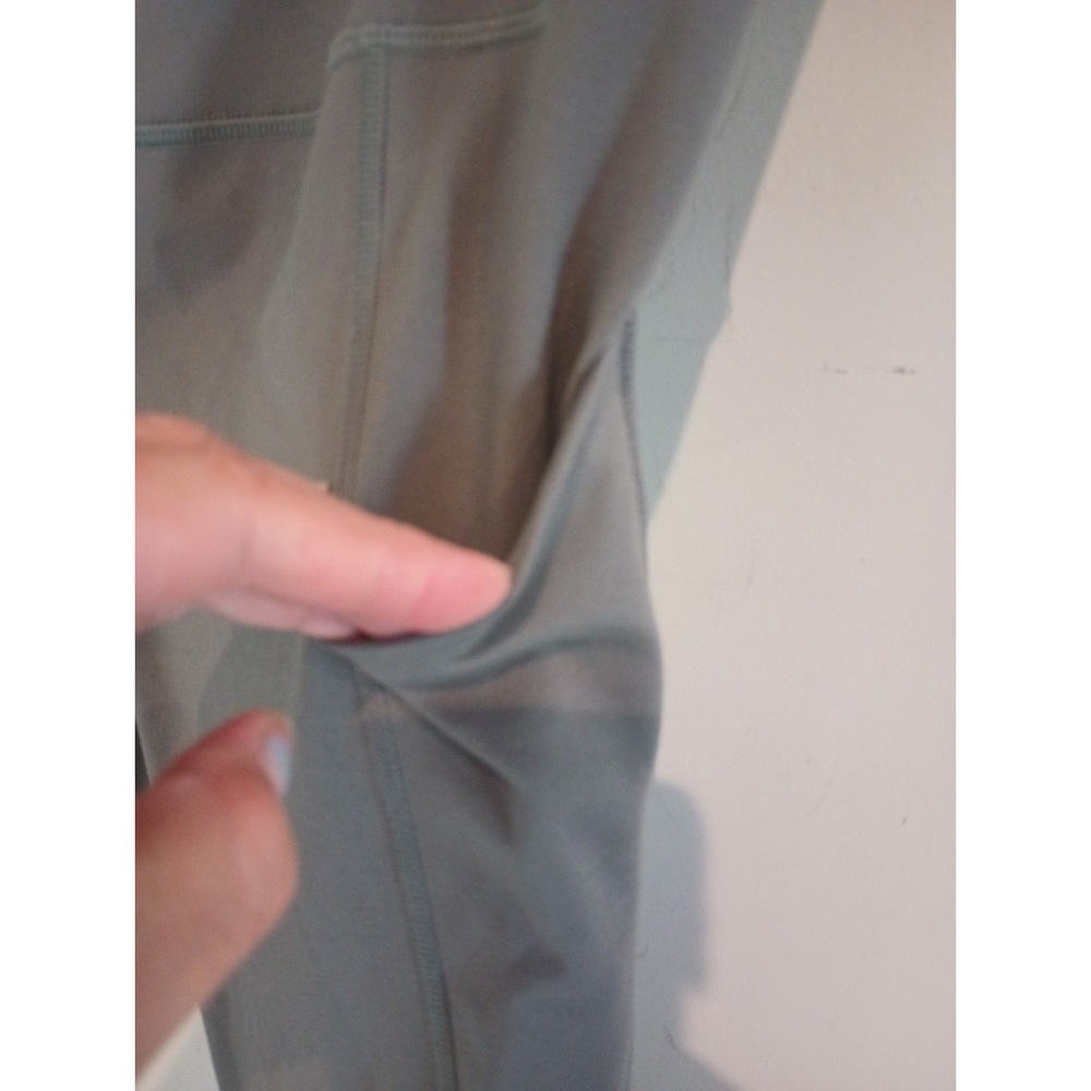 GapFit Maternity Leggings Size Medium Gray Blackout Technology Side Pockets - Picture 2 of 8